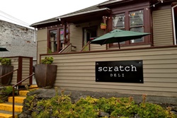 pet friendly restaurant in seattle